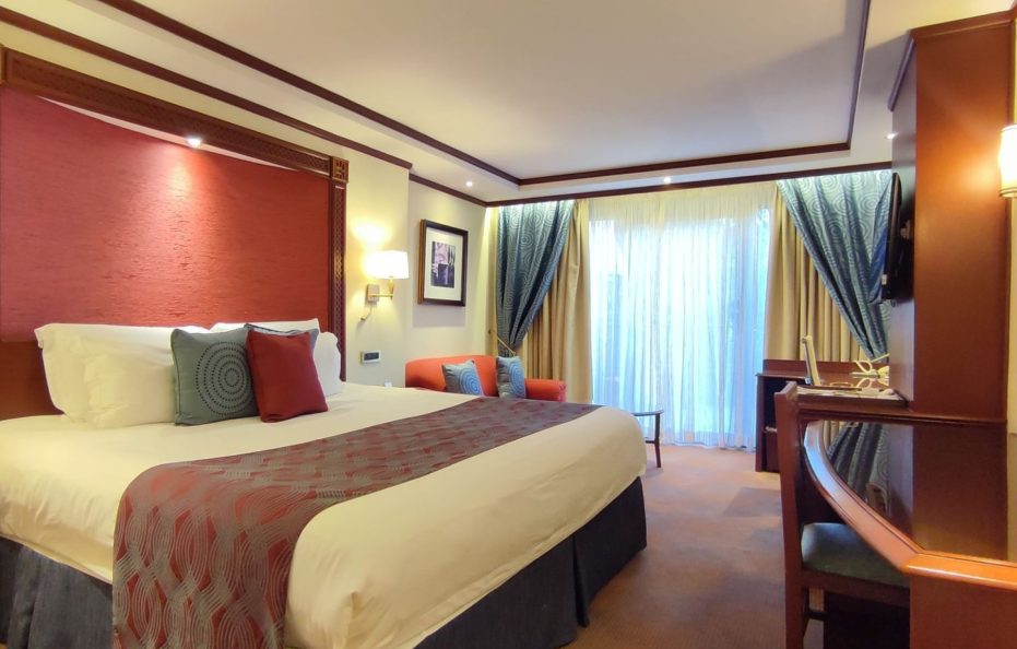 NAIROBI SERENA – Premium Room